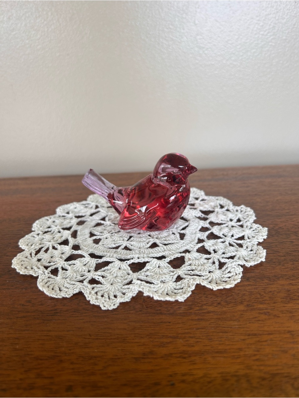 Vintage Fenton Art Glass Dusty Rose Bird Figurine Sparrow Songbird